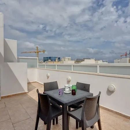 Apartament Modern Penthouse In The Heart Of